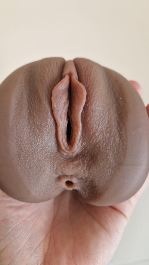 <strong>KERRY C.</strong>