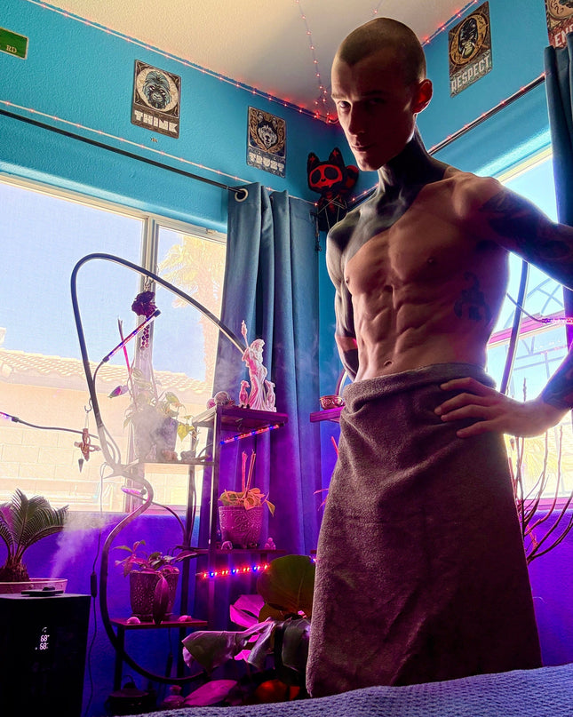 Intimaly custom dildo sex toy Feel Hoss Kado