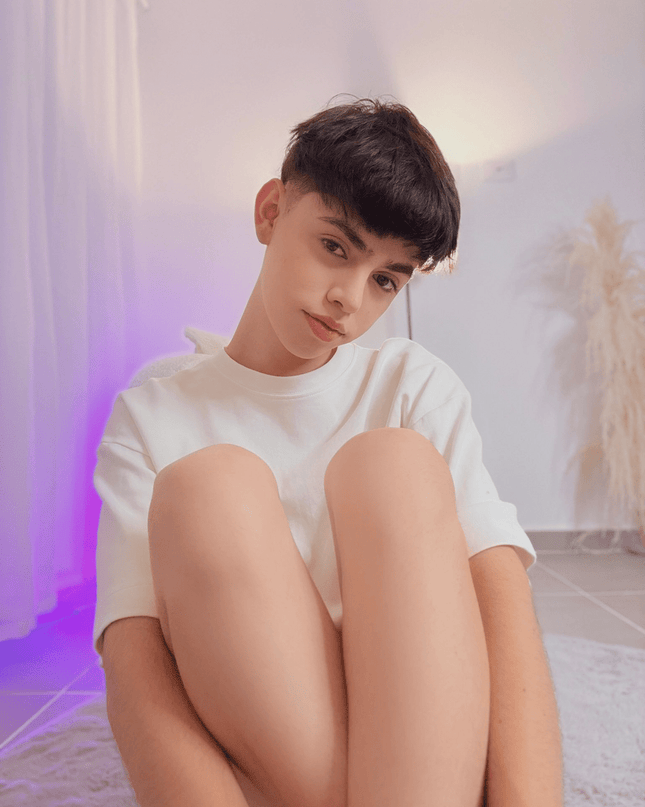 Intimaly custom dildo sex toy Feel Sebbyrose