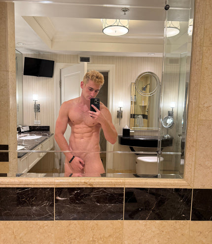 Intimaly custom dildo sex toy Feel Tommy Parker