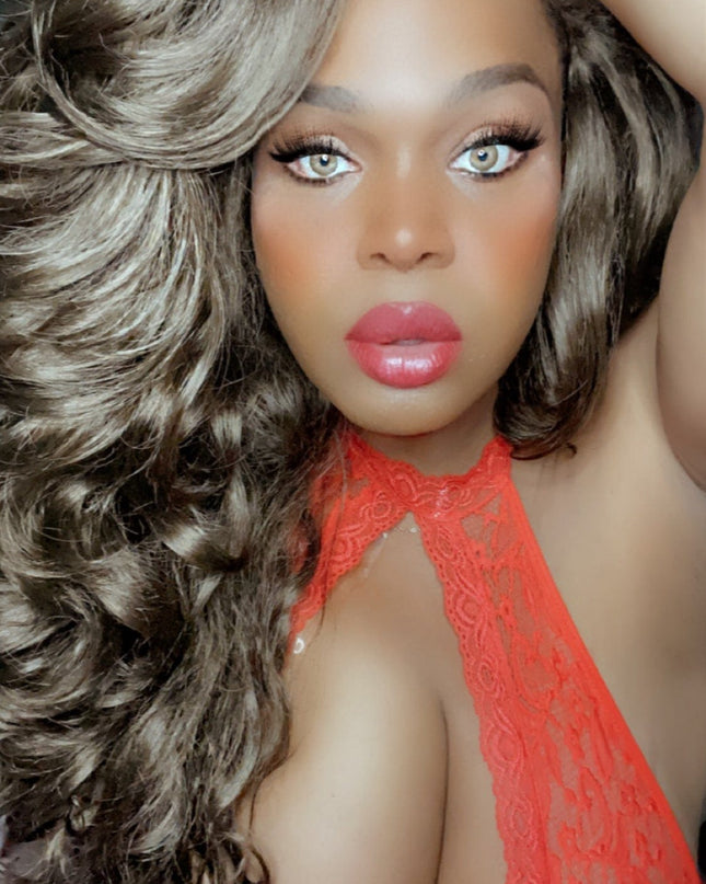 Intimaly custom dildo sex toy Feel Ts-Sianna