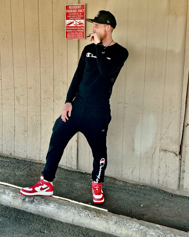 Intimaly Feel Red xxx