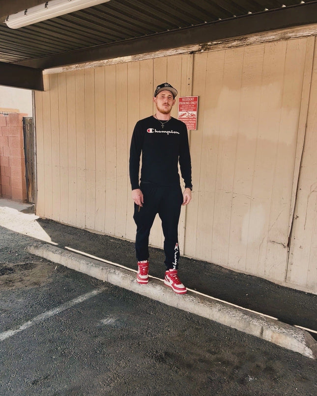 Intimaly Feel Red xxx