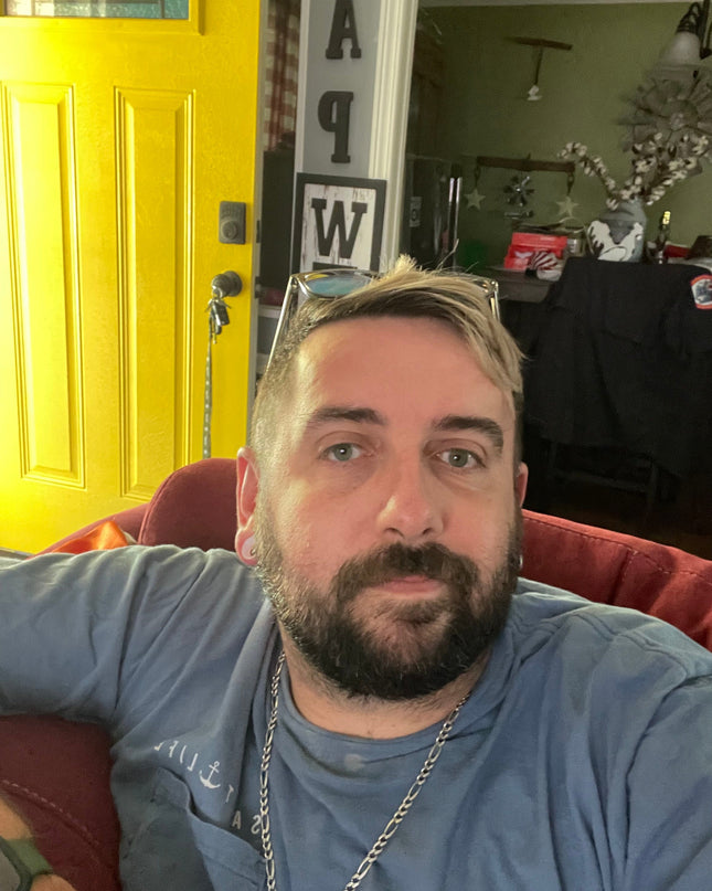 Intimaly Feel The Naked Medic