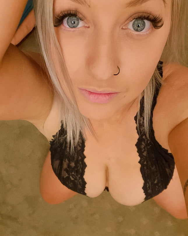 Intimaly Pocket Pussy Feel Becky St. Clair