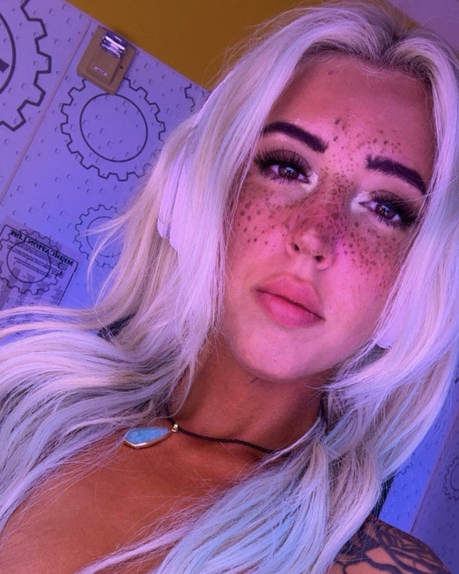 Intimaly Pocket Pussy Feel Skylar Valentine